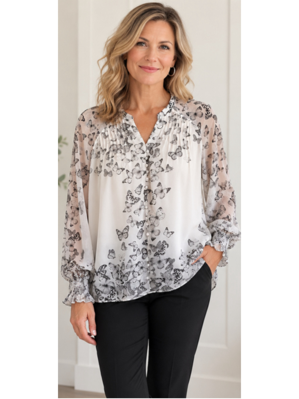 Women's White House Black Market Butterfly Blouse Size M White Black